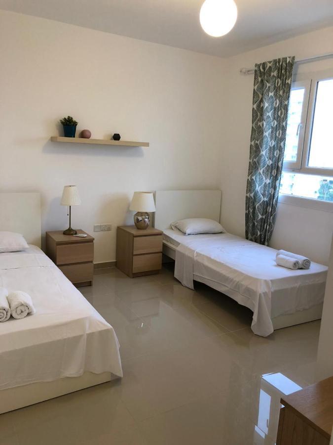 Spartacus Pool Apartments In Caesar Resort & Spa Trikomo Bagian luar foto