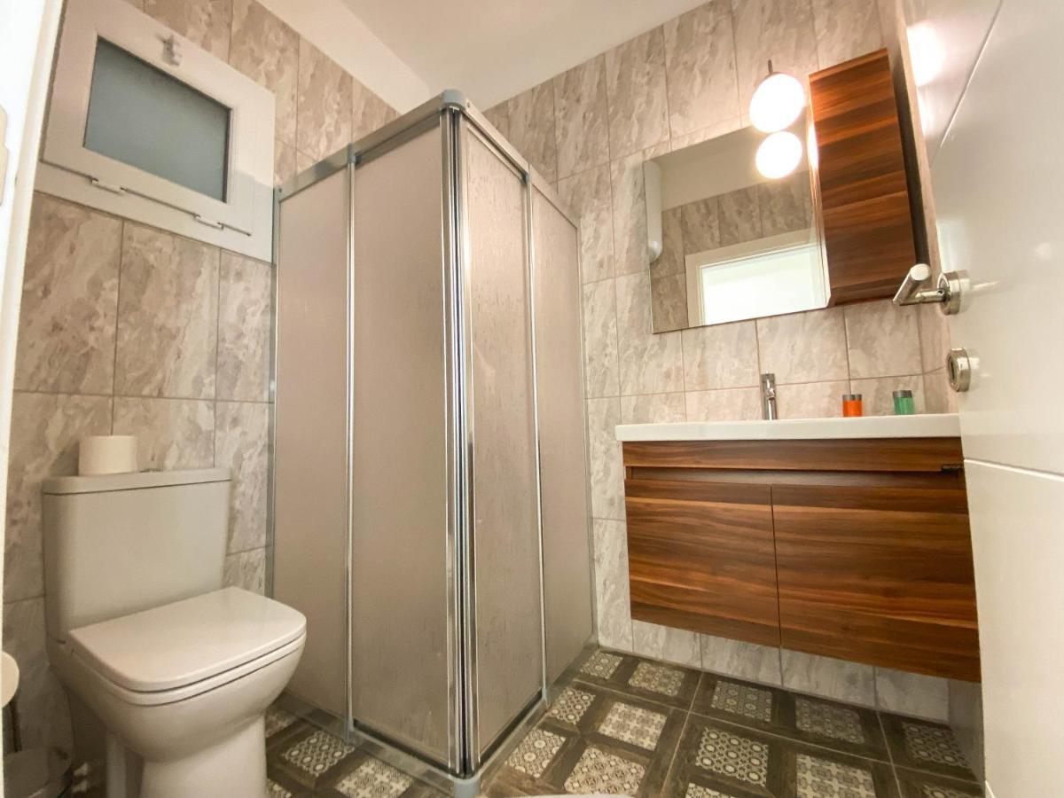 Spartacus Pool Apartments In Caesar Resort & Spa Trikomo Bagian luar foto