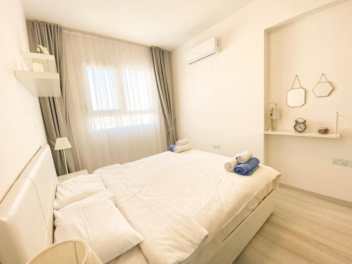 Spartacus Pool Apartments In Caesar Resort & Spa Trikomo Bagian luar foto
